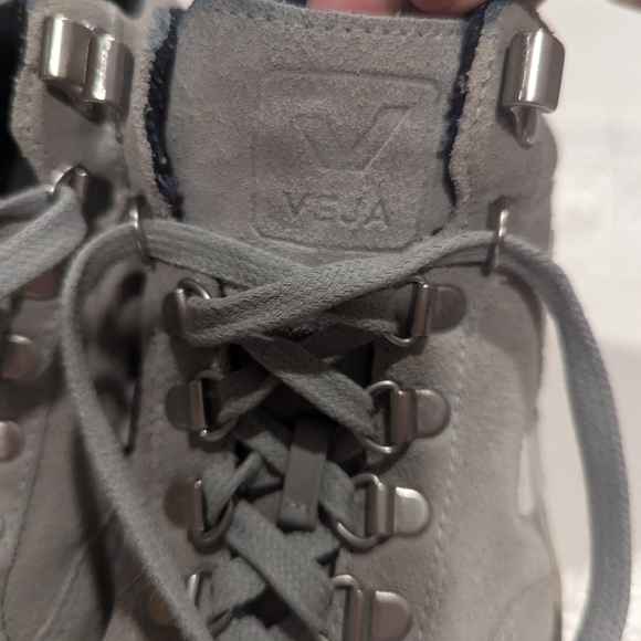 Size US 5 VEJA Roraima Suede Trainers - Oxford Grey/ white - Picture 4 of 10